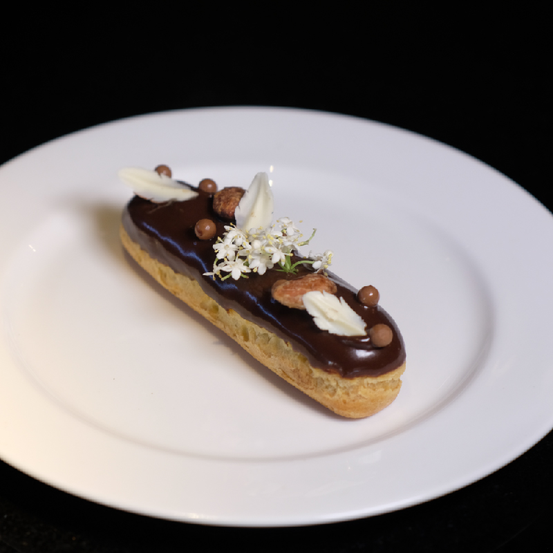 Mogador Chocolate Éclair